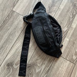 DKNY black Fanny pack Size M